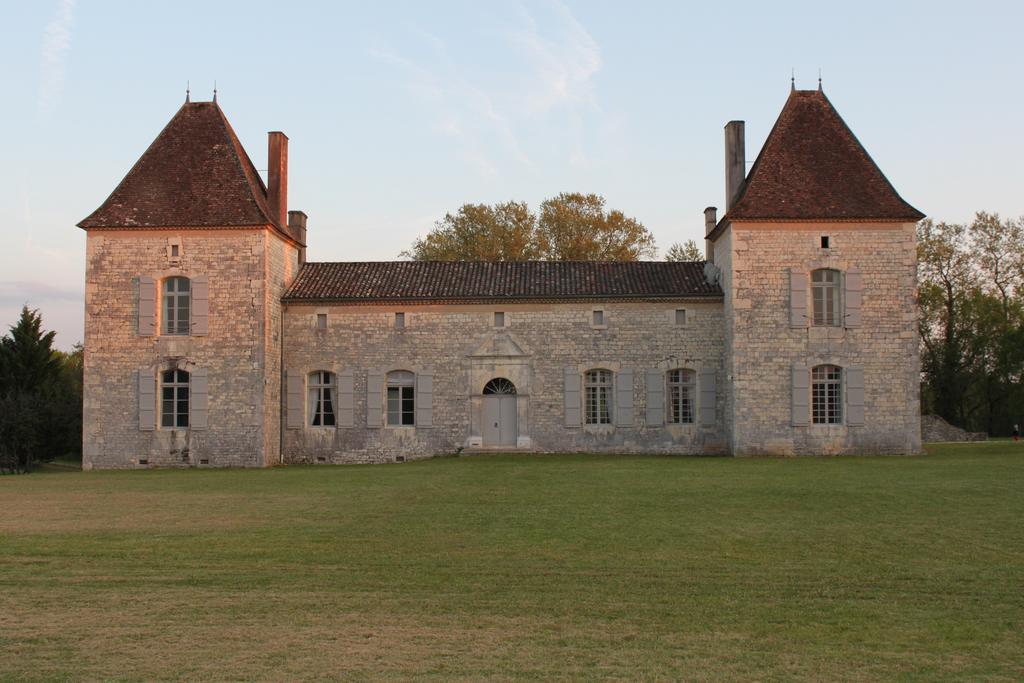 Chateau Secretary Monflanquin Bagian luar foto