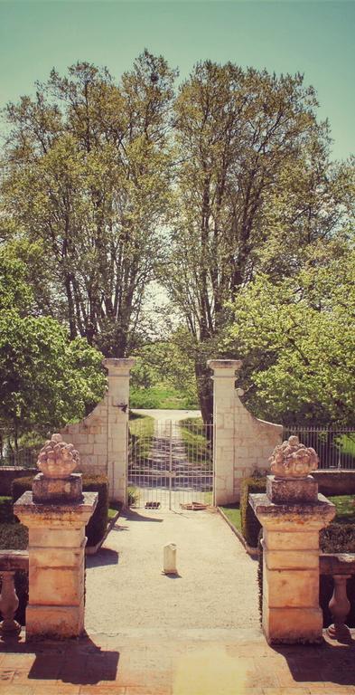 Chateau Secretary Monflanquin Bagian luar foto